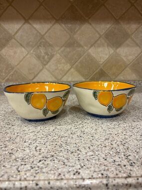 InHomeStylez Lemon Valley Zest Lemons Cereal, Soup Bowls. Set Of 2. Never Used.